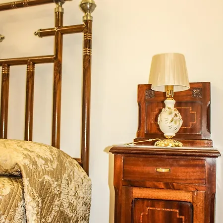 Guest house Castel Di Pietra Pietra Montecorvino