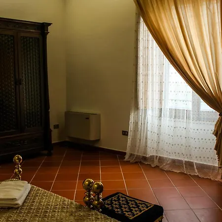 Castel Di Pietra *