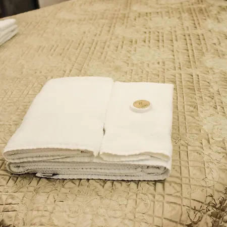 Castel Di Pietra Affittacamere Pietra Montecorvino