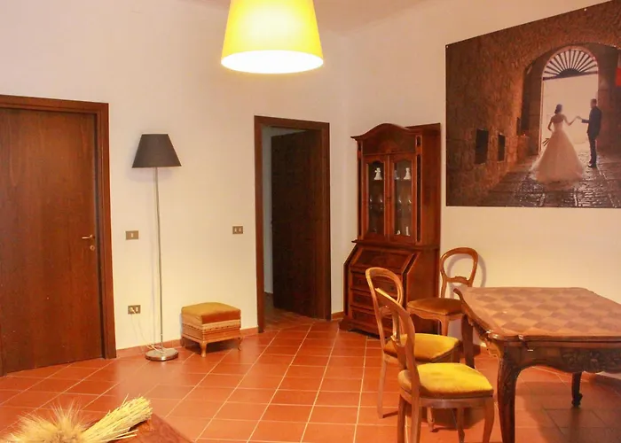 Гостевой дом Castel Di Pietra