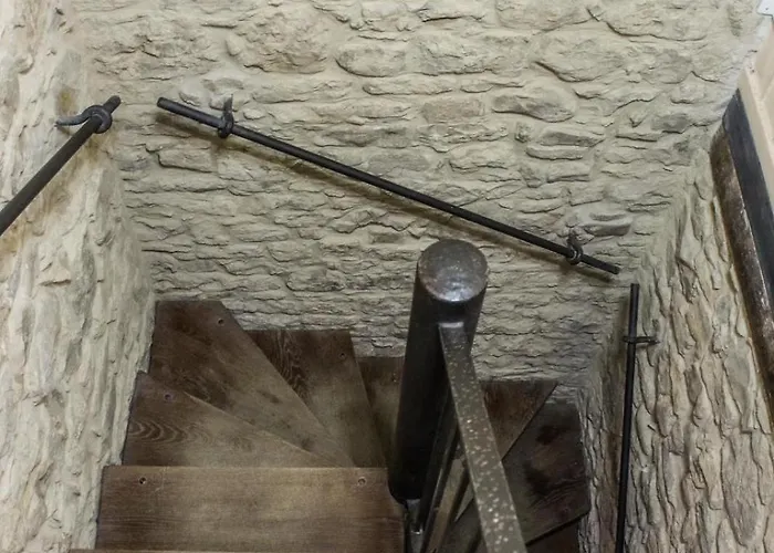 Гостевой дом Castel Di Pietra Pietra Montecorvino