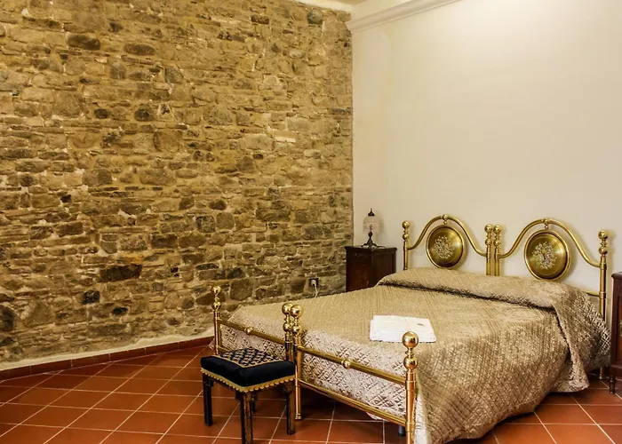 Гостевой дом Castel Di Pietra Pietra Montecorvino